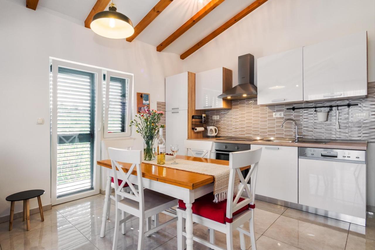 Sunny Apartments Stobreč Extérieur photo